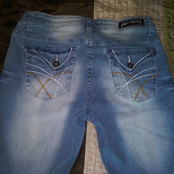 Destructed. Ripped Jean Capris - Picture 3 of 7